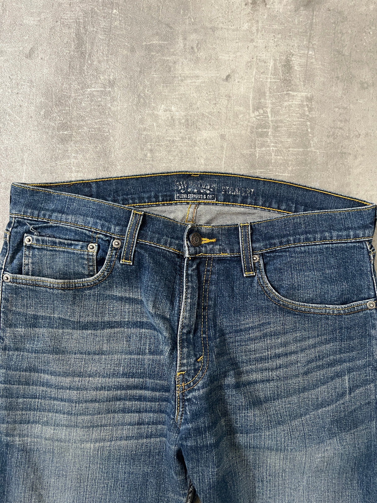 Levis Signature Jeans (M)