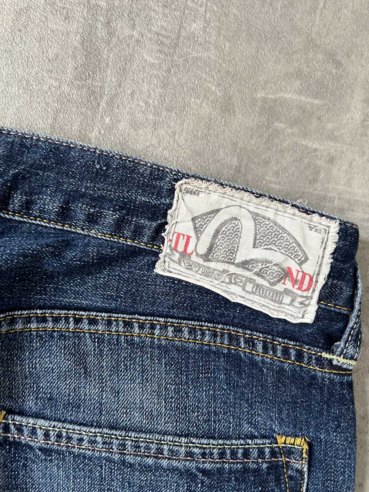 Evisu x Puma jeans (M)