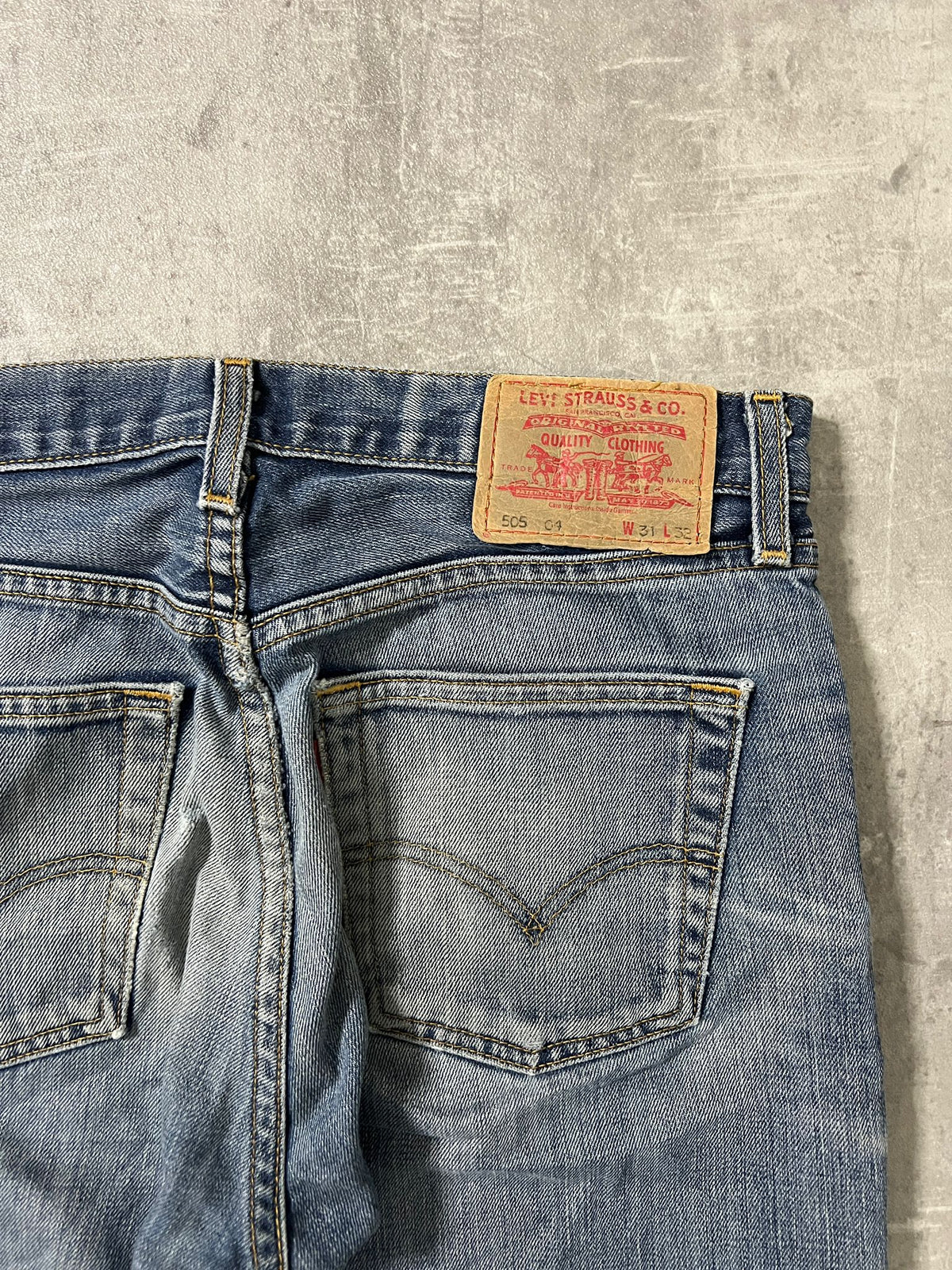 levis jeans 505 (m)