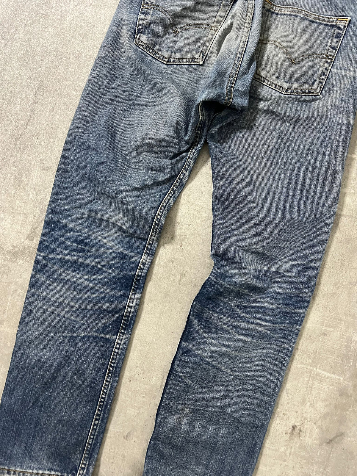 levis jeans 505 (m)