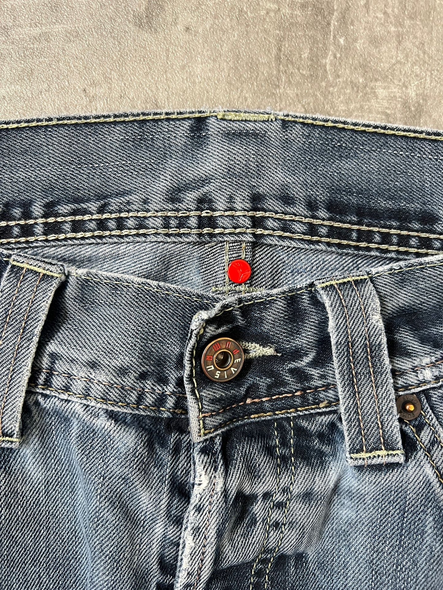 evisu x puma jeans (L)