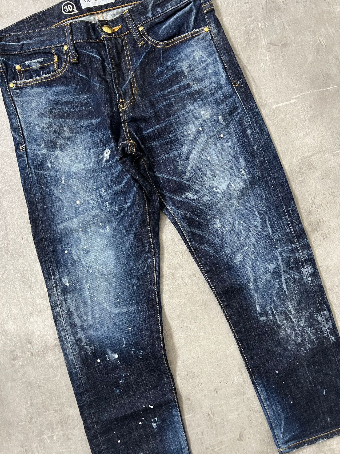 vanquish japan jeans (XS)